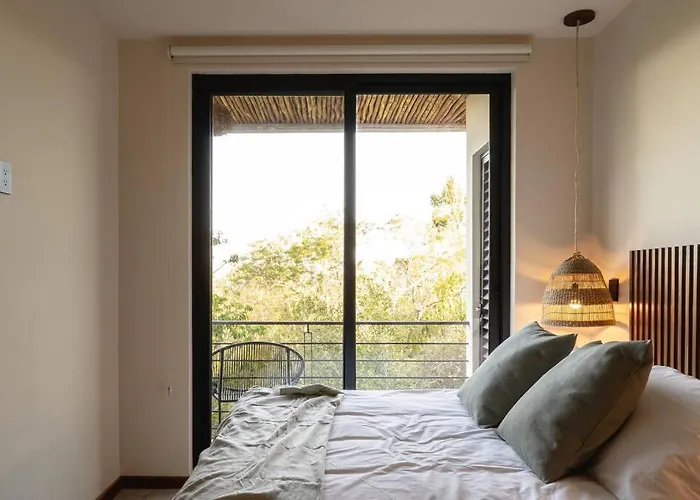 Apartment New 2 Bed Bath - *